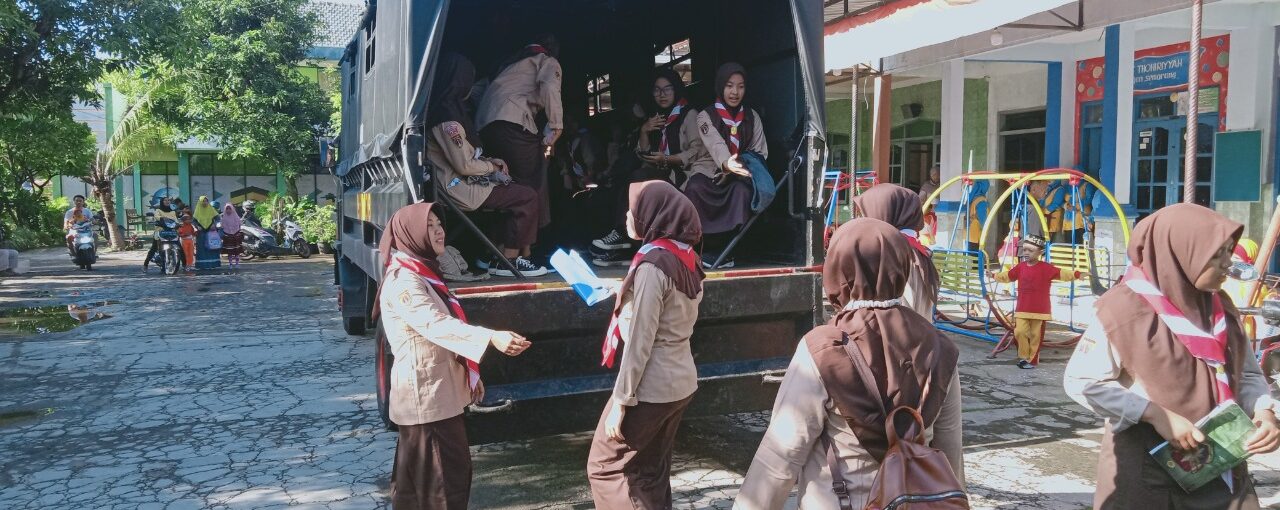 Keberangkatan Peserta menuju lokasi Perkemahan Semirang